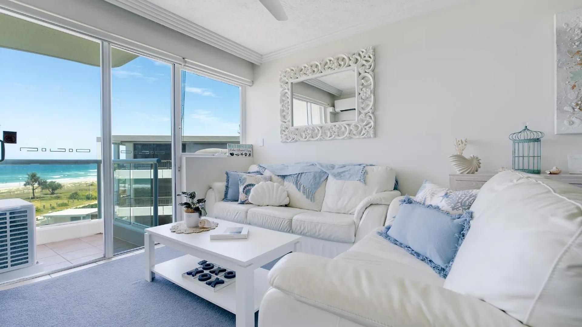 Waterfront 1-Bedroom Escape Breathtaking Views Gold Coast 0*,  Australia