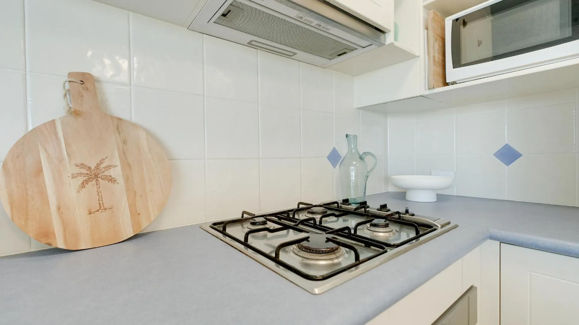 Waterfront 1-Bedroom Escape Breathtaking Views Gold Coast Appartement